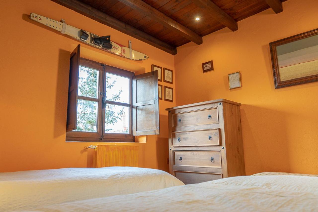 La Casa De Salinas Villa Salinas De Pisuerga Екстериор снимка