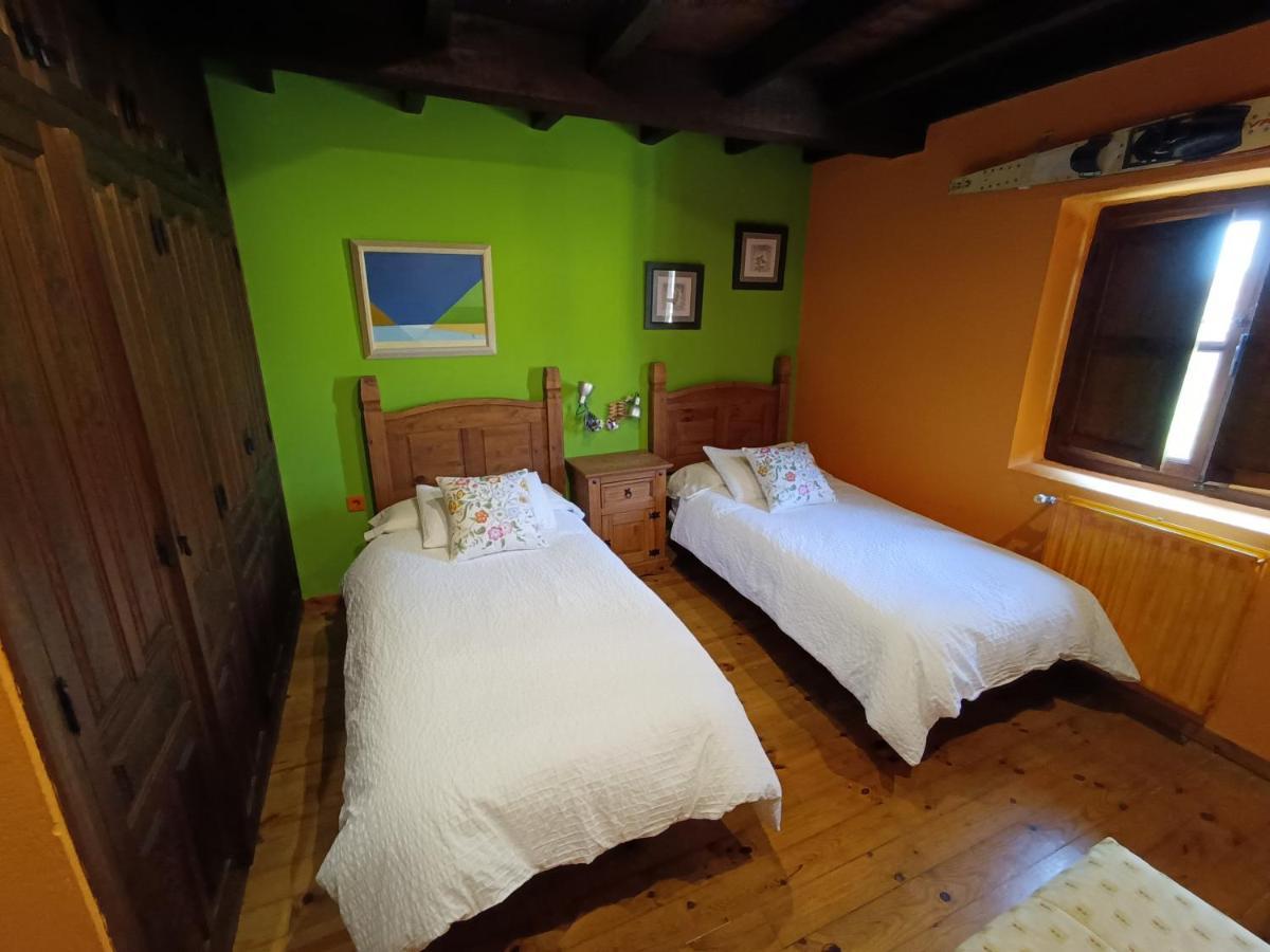 La Casa De Salinas Villa Salinas De Pisuerga Екстериор снимка
